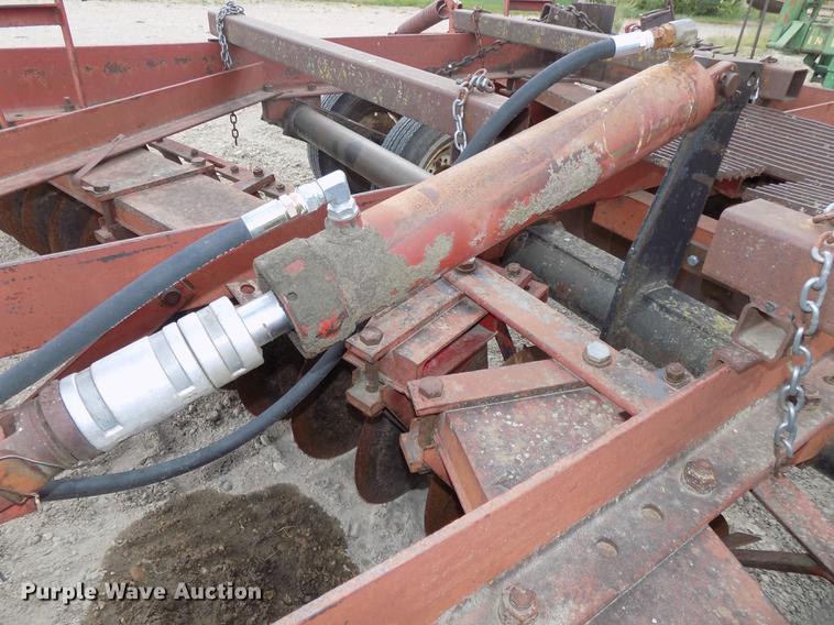 image for item DB8577 International 480 tandem disk