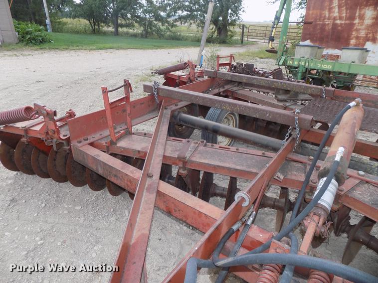 image for item DB8577 International 480 tandem disk