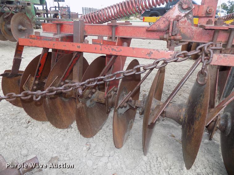 image for item DB8577 International 480 tandem disk