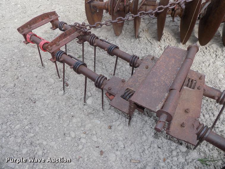 image for item DB8577 International 480 tandem disk