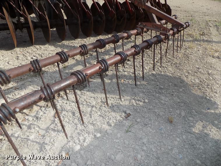 image for item DB8577 International 480 tandem disk