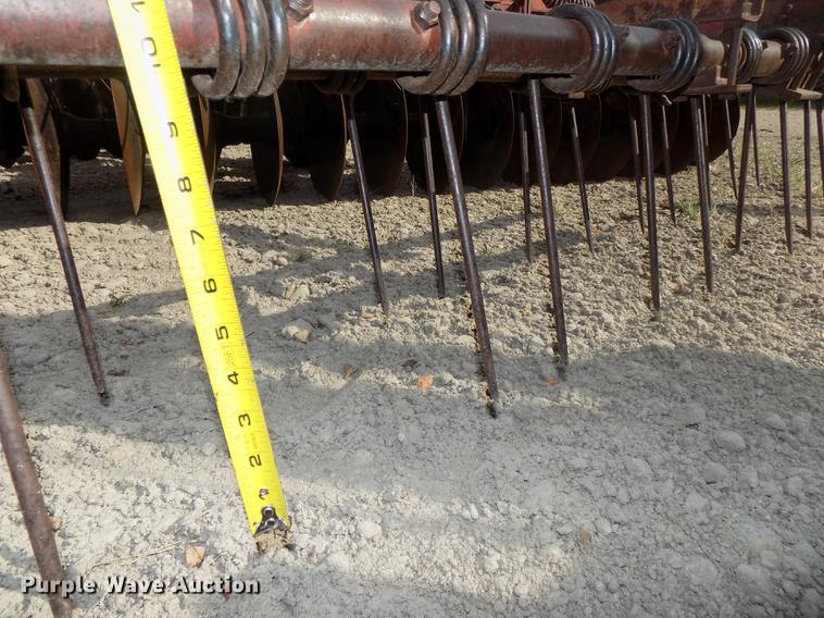 image for item DB8577 International 480 tandem disk