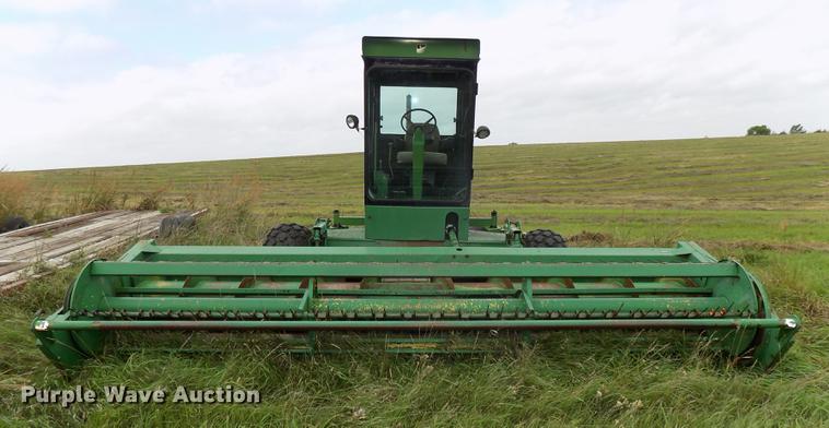 image for item DB8601 1980 John Deere 2280 windrower