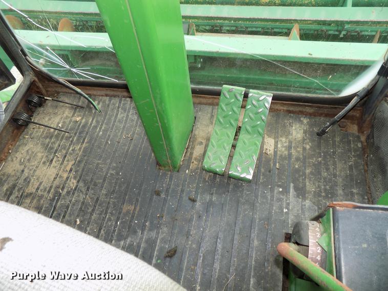 image for item DB8601 1980 John Deere 2280 windrower