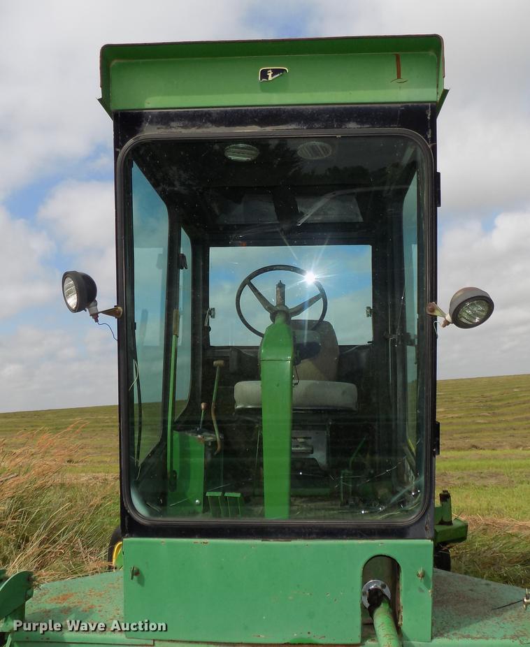 image for item DB8601 1980 John Deere 2280 windrower