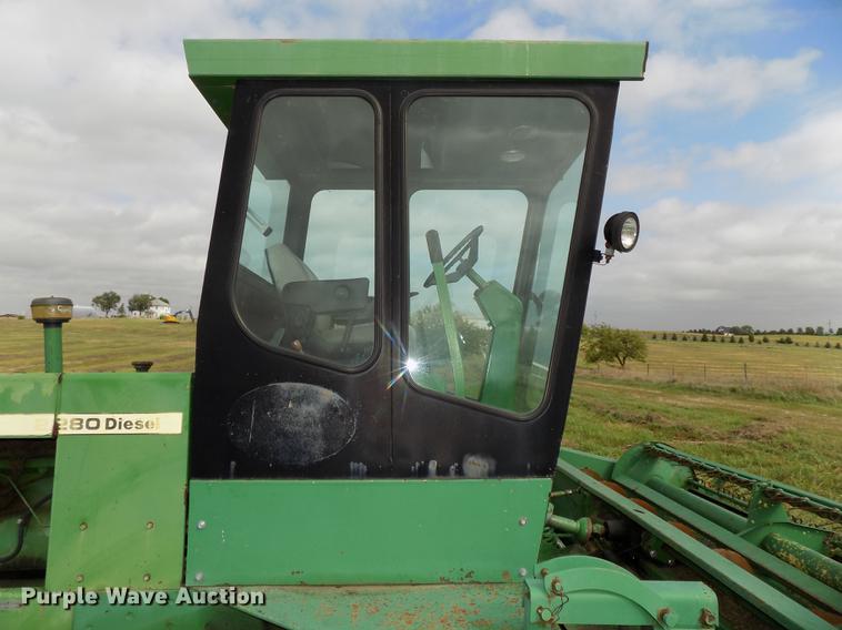 image for item DB8601 1980 John Deere 2280 windrower