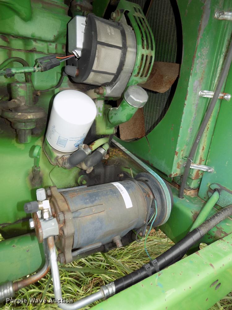 image for item DB8601 1980 John Deere 2280 windrower
