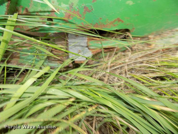 image for item DB8601 1980 John Deere 2280 windrower