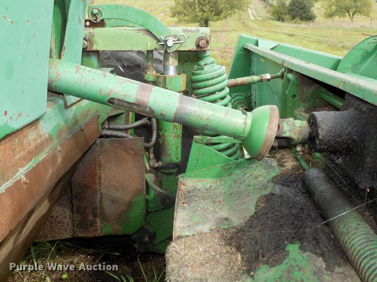 image for item DB8601 1980 John Deere 2280 windrower