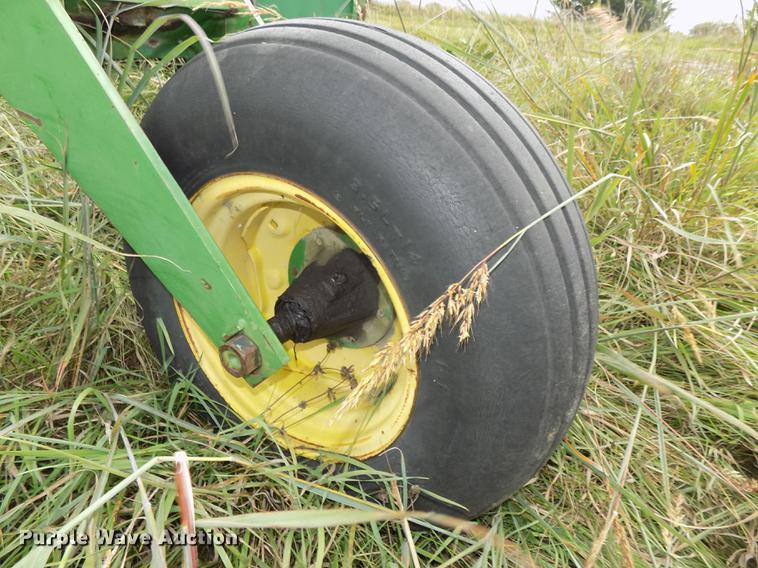 image for item DB8601 1980 John Deere 2280 windrower