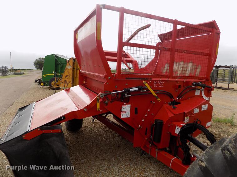 image for item DB9115 2015 Highline CFR651 bale processor