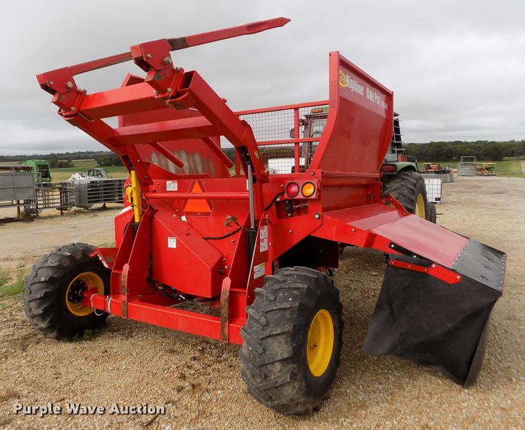 image for item DB9115 2015 Highline CFR651 bale processor