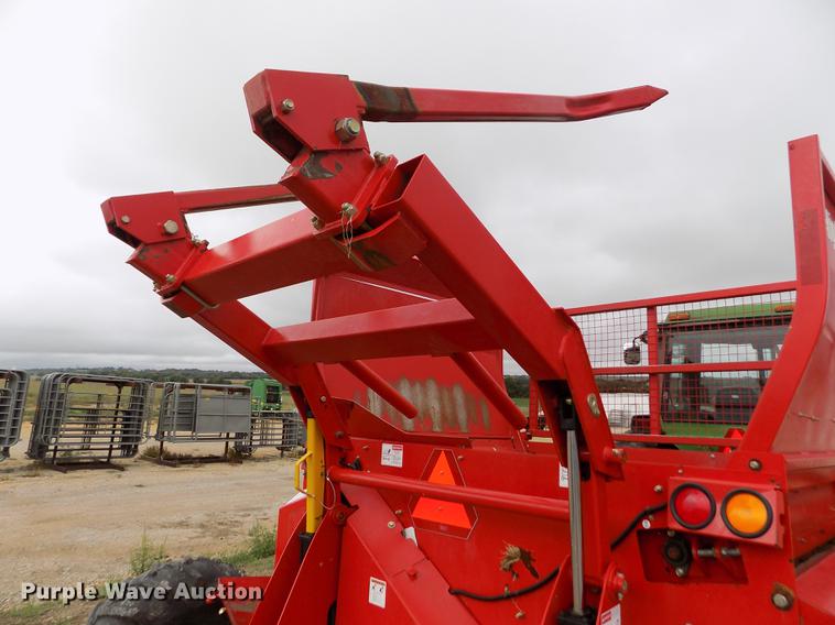 image for item DB9115 2015 Highline CFR651 bale processor