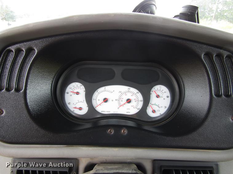 image for item DC0068 2007 Ag-Chem RoGator 1286C applicator