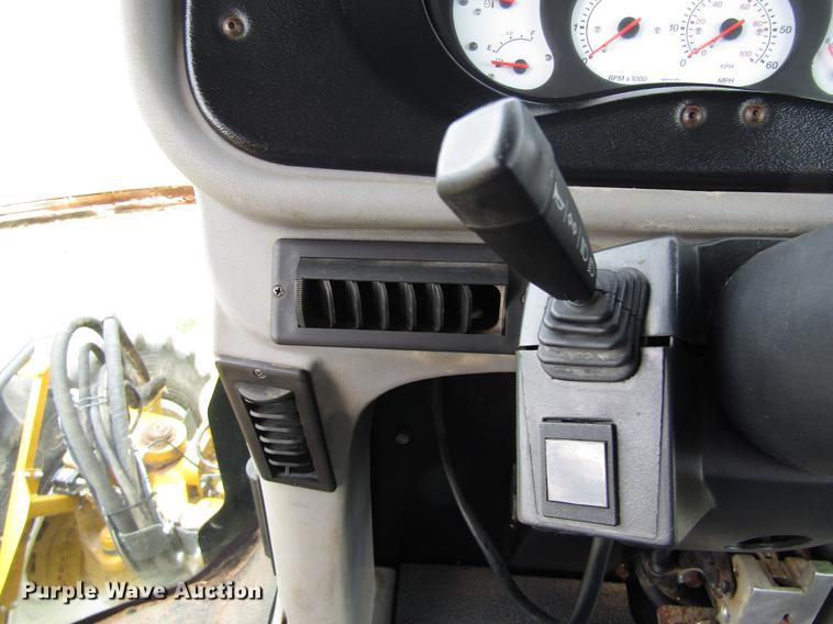 image for item DC0068 2007 Ag-Chem RoGator 1286C applicator