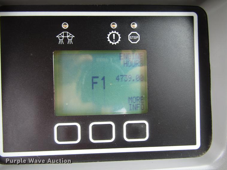 image for item DC0068 2007 Ag-Chem RoGator 1286C applicator
