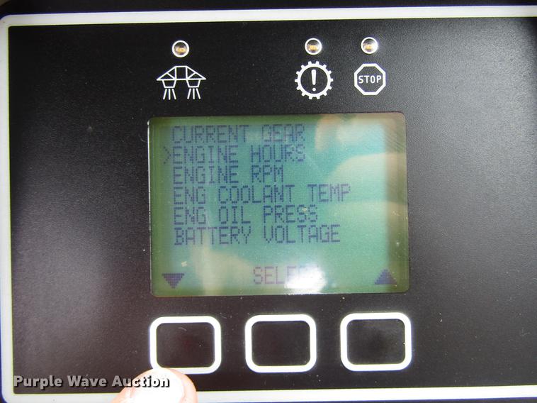 image for item DC0068 2007 Ag-Chem RoGator 1286C applicator
