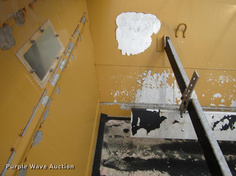 image for item DC0068 2007 Ag-Chem RoGator 1286C applicator