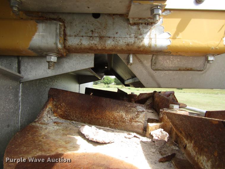 image for item DC0068 2007 Ag-Chem RoGator 1286C applicator