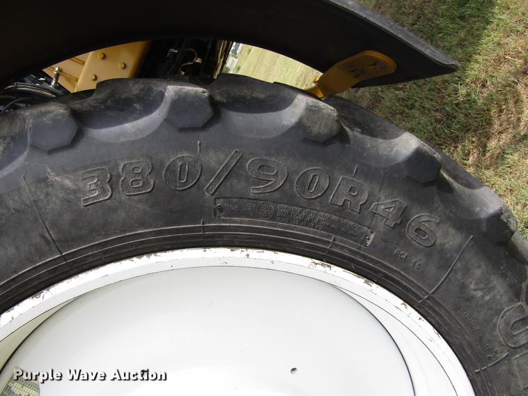 image for item DC0068 2007 Ag-Chem RoGator 1286C applicator