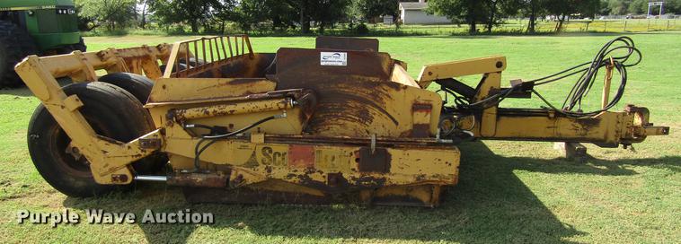 image for item DC0069 Fabco Scoopall scraper