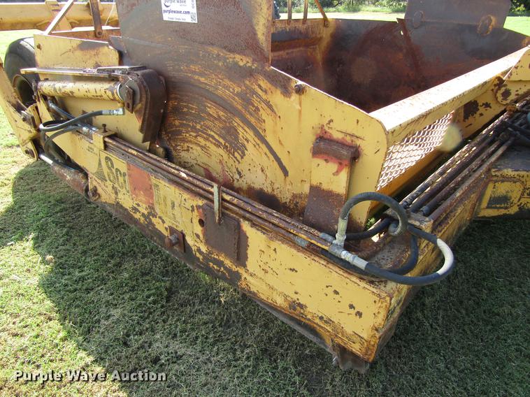 image for item DC0069 Fabco Scoopall scraper