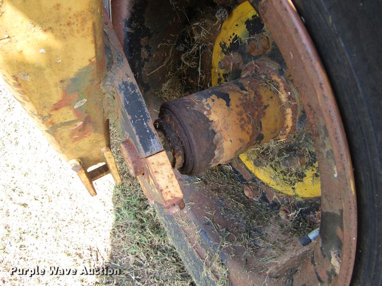 image for item DC0069 Fabco Scoopall scraper