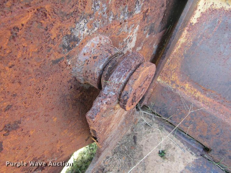 image for item DC0069 Fabco Scoopall scraper