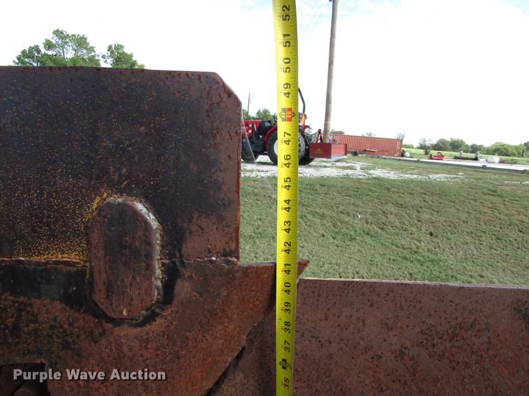 image for item DC0069 Fabco Scoopall scraper