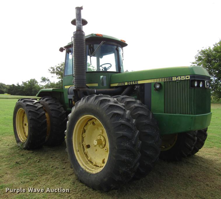 image for item DC0070 1984 John Deere 8450 4WD tractor