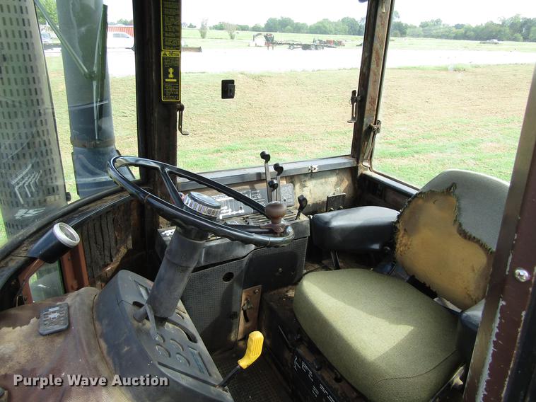 image for item DC0070 1984 John Deere 8450 4WD tractor