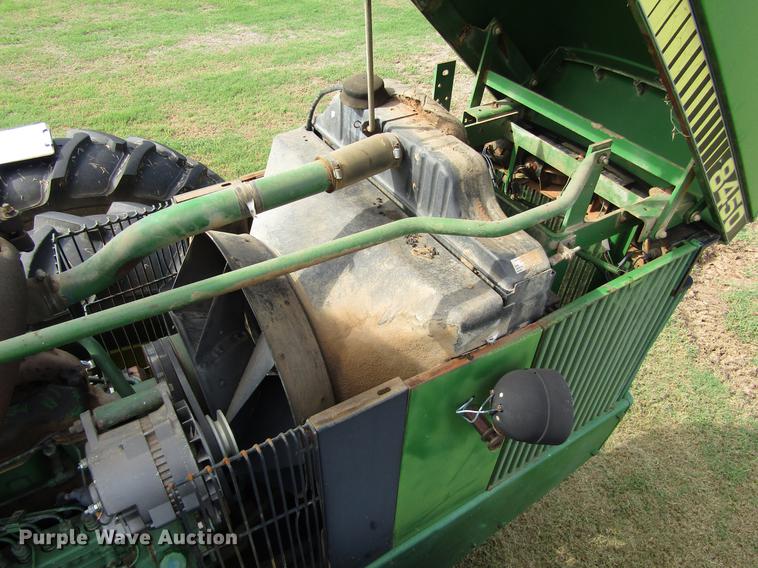 image for item DC0070 1984 John Deere 8450 4WD tractor