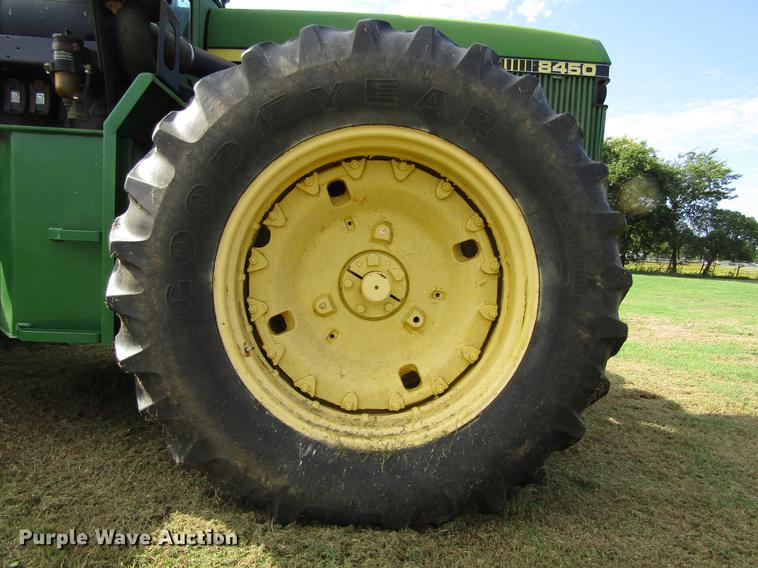 image for item DC0070 1984 John Deere 8450 4WD tractor