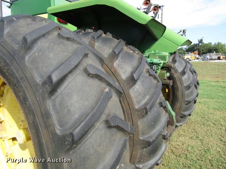 image for item DC0070 1984 John Deere 8450 4WD tractor