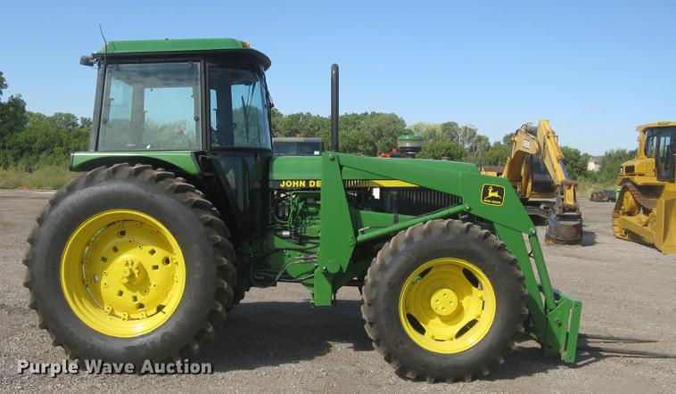 image for item DC1303 John Deere 3255 MFWD tractor