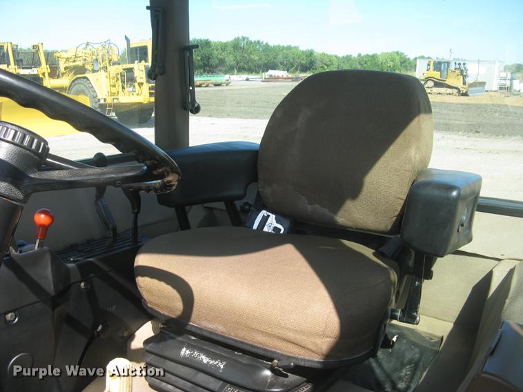 image for item DC1303 John Deere 3255 MFWD tractor