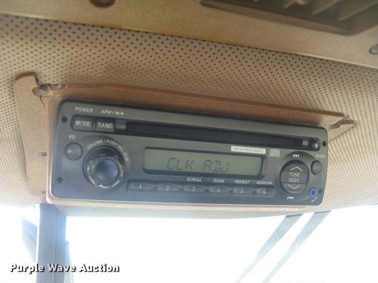 image for item DC1303 John Deere 3255 MFWD tractor