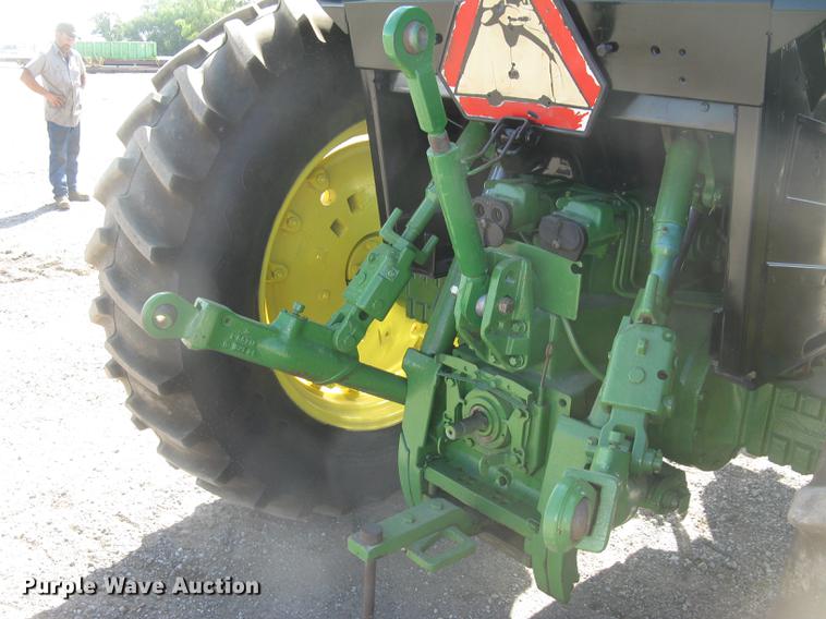 image for item DC1303 John Deere 3255 MFWD tractor