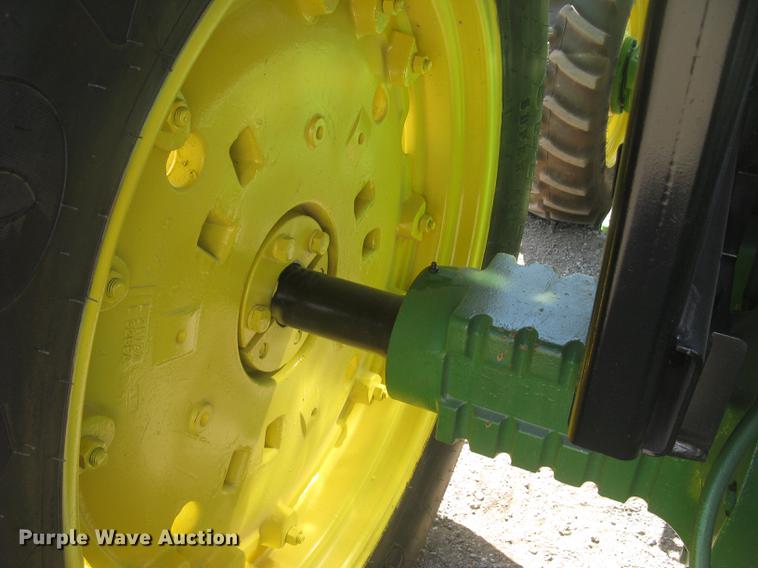 image for item DC1303 John Deere 3255 MFWD tractor