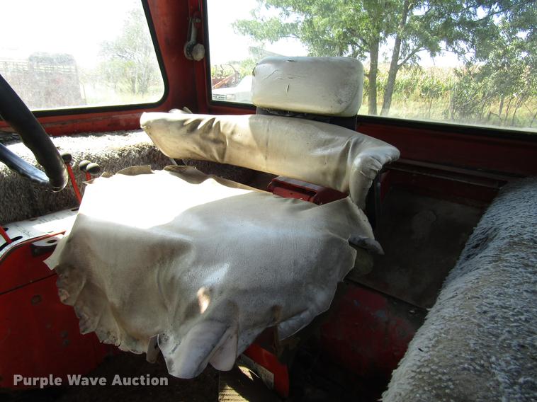 image for item DD4366 Allis Chalmers 190 tractor