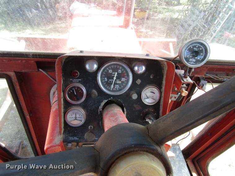 image for item DD4366 Allis Chalmers 190 tractor