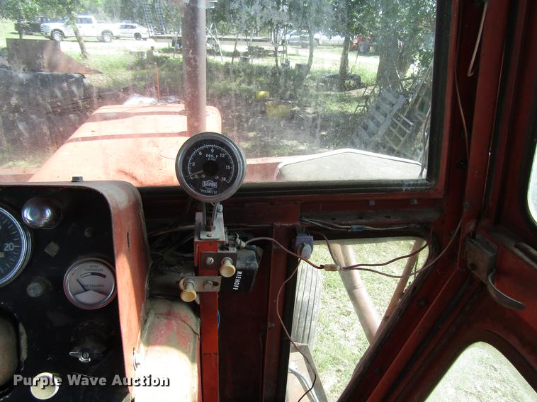 image for item DD4366 Allis Chalmers 190 tractor