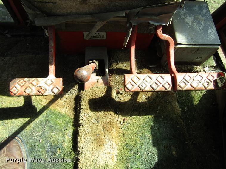 image for item DD4366 Allis Chalmers 190 tractor