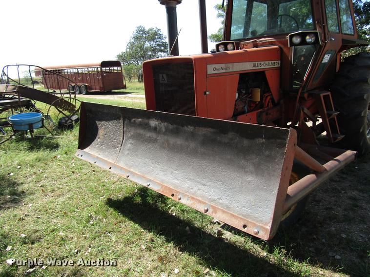 image for item DD4366 Allis Chalmers 190 tractor