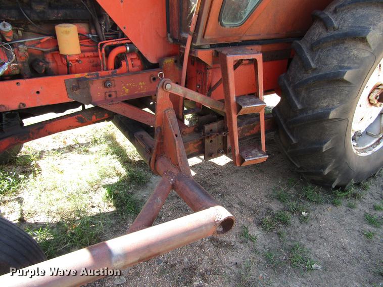 image for item DD4366 Allis Chalmers 190 tractor