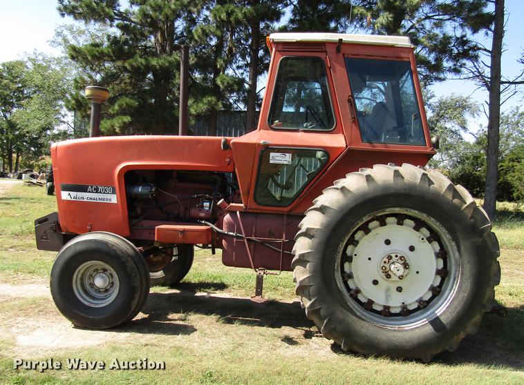 image for item DD4369 Allis Chalmers AC7030 tractor