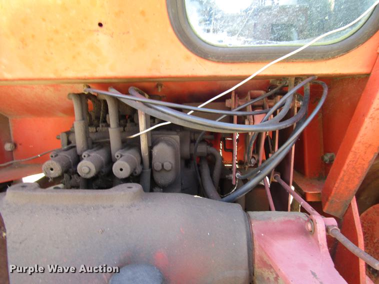 image for item DD4369 Allis Chalmers AC7030 tractor