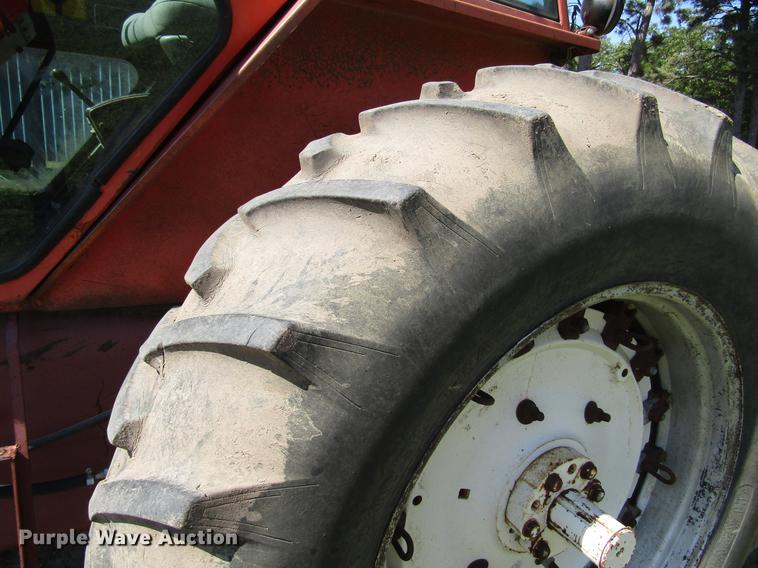 image for item DD4369 Allis Chalmers AC7030 tractor