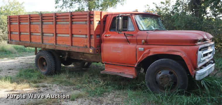 image for item DD6532 1966 Chevrolet C60 grain truck
