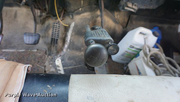 image for item DD6532 1966 Chevrolet C60 grain truck